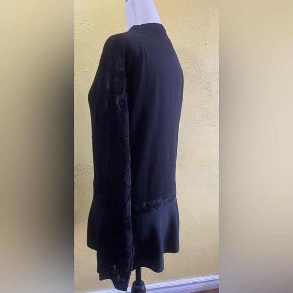 Peter Nygard Black Sweater w/ Lace On the Arms!! - Picture 4 of 12